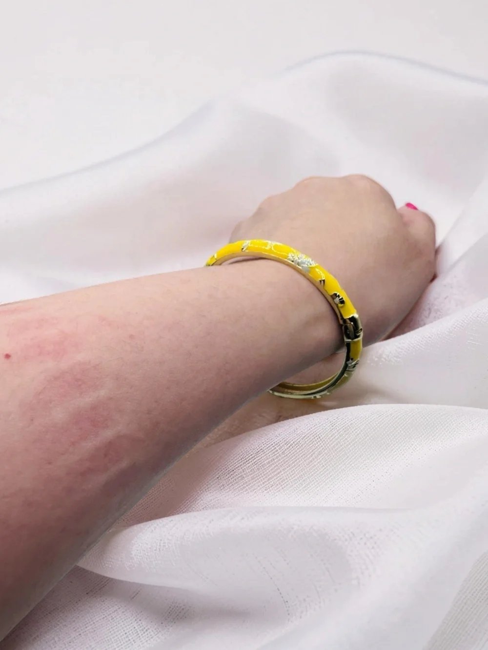 Yellow Floral Enamel Bangle Bracelet Gold Tone Vintage Style Statement Jewelry